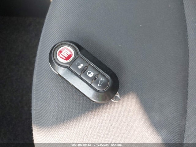 2012 FIAT 500 3C3CFFAR1CT383681 Photo 10