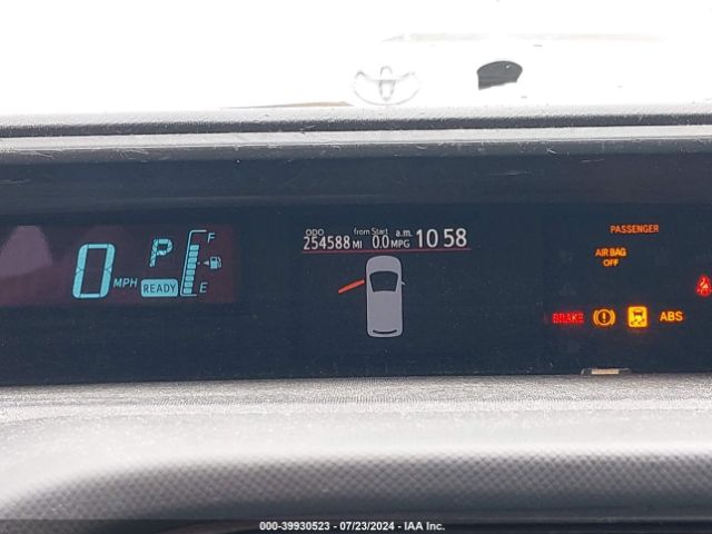 JTDKDTB35E1575315 Toyota Prius C Two