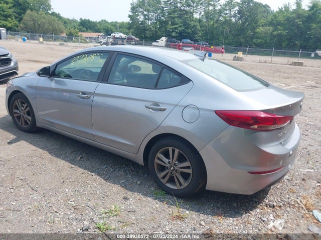 Hyundai ELANTRA SE 2017 5NPD84LF2HH061527 Image 3