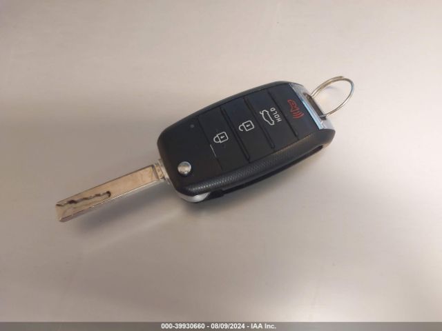 5XXGT4L3XLG388747 KIA Optima Lx