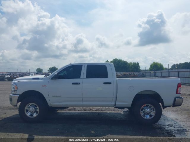 3C6UR5CJ9LG146395 RAM 2500 Tradesman  4x4 6'4 Box