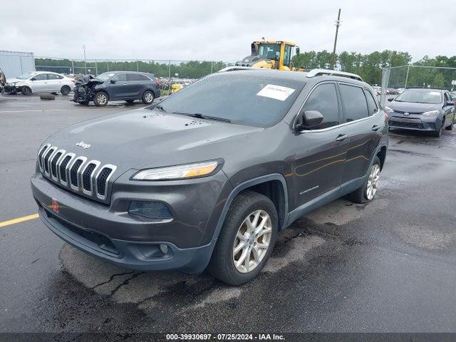 1C4PJLCB8EW170931 Jeep Cherokee Latitude