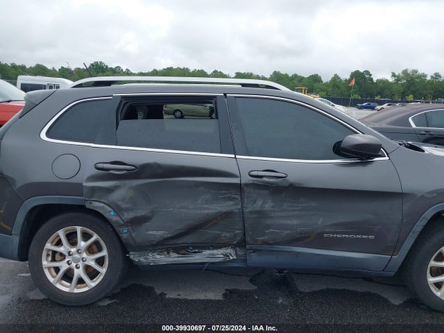 1C4PJLCB8EW170931 Jeep Cherokee Latitude
