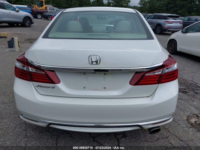Honda ACCORD LX 2017 1HGCR2F34HA194989 Image 17