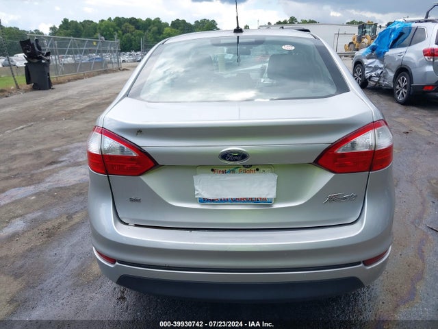 Ford FIESTA SE 2018 3FADP4BJ5JM144898 Image 16