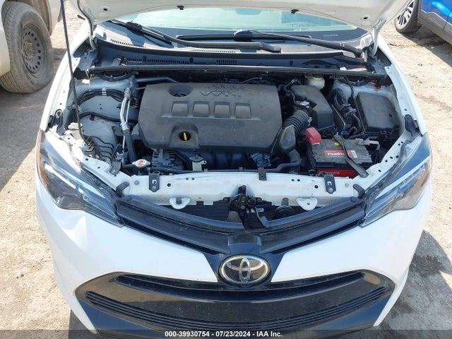Toyota COROLLA LE 2018 2T1BURHEXJC023309 Image 10