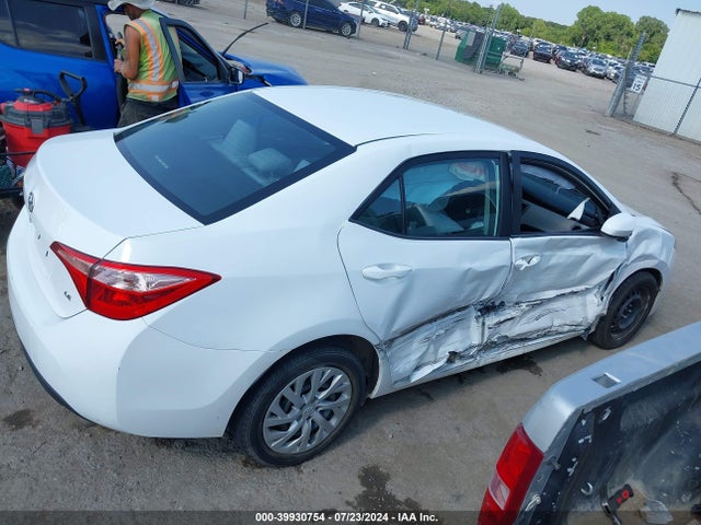 Toyota COROLLA LE 2018 2T1BURHEXJC023309 Image 13