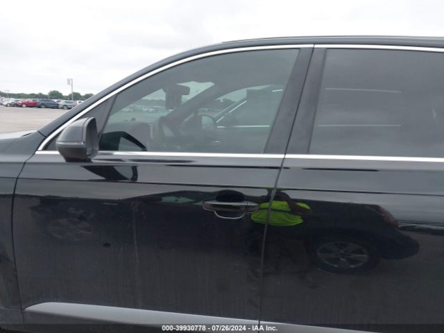 WA1LHAF79KD015845 Audi Q7 45 Premium/45 Se Premium