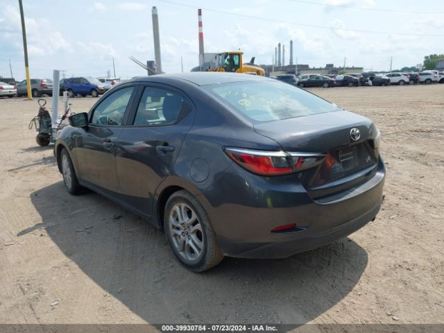 3MYDLBYV7JY319652 Toyota YARIS IA
