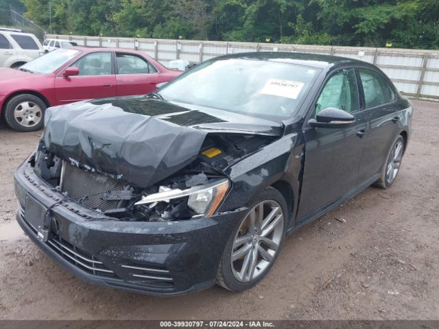 1VWAA7A3XJC026329 Volkswagen Passat 2.0t R-line/2.0t S