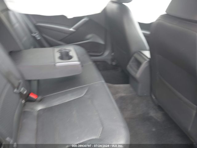 1VWAA7A3XJC026329 Volkswagen Passat 2.0t R-line/2.0t S