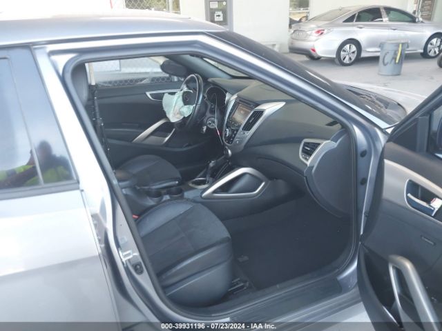 KMHTC6AD0GU299142 Hyundai Veloster