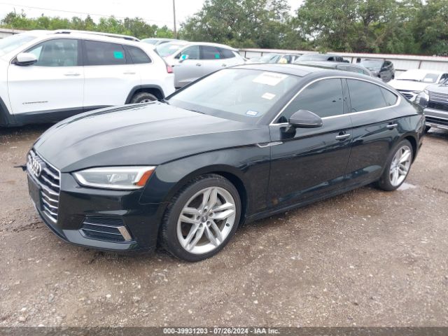 WAUBNCF54KA095803 Audi A5 45 Premium