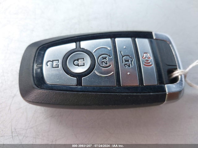 Ford Expedition Limited 2021 1FMJU2AT1MEA30822 Image 11