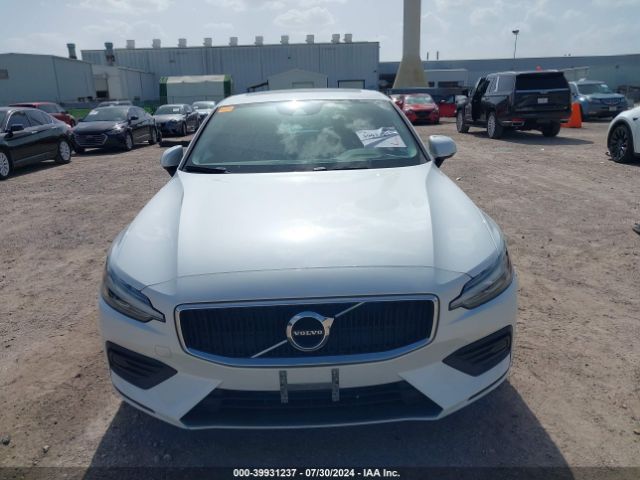 7JR102FK8LG054667 Volvo S60 T5 Momentum