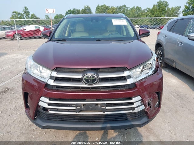 Toyota Highlander Xle 2018 5TDJZRFH5JS824182 Image 12