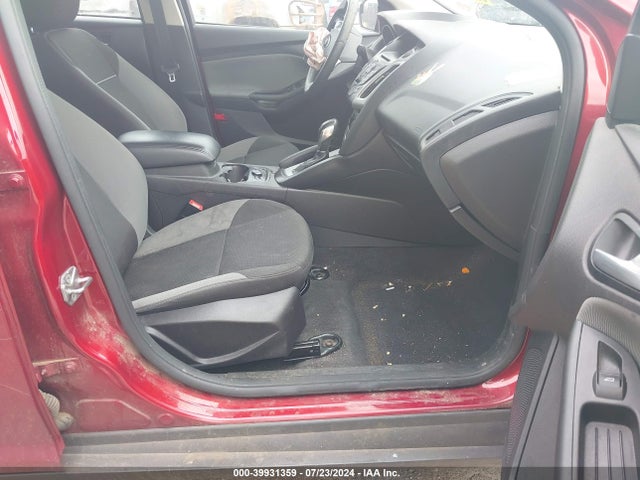 Ford FOCUS SE 2014 1FADP3F25EL252619 Image 5