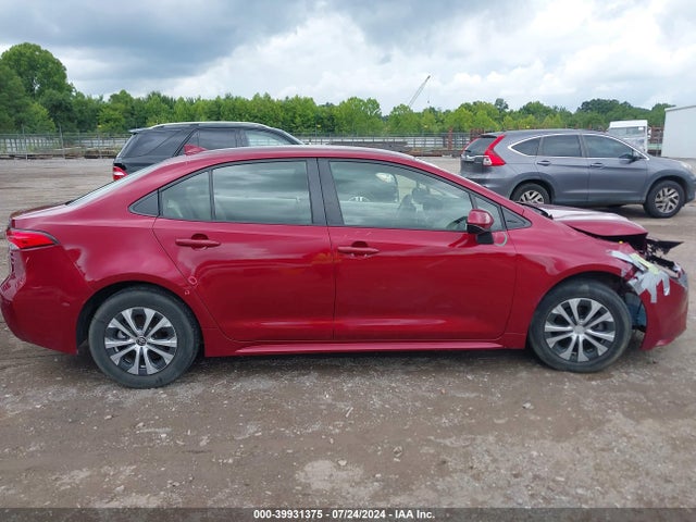 Toyota Corolla Hybrid Le 2022 JTDEAMDE3NJ038386 Image 13