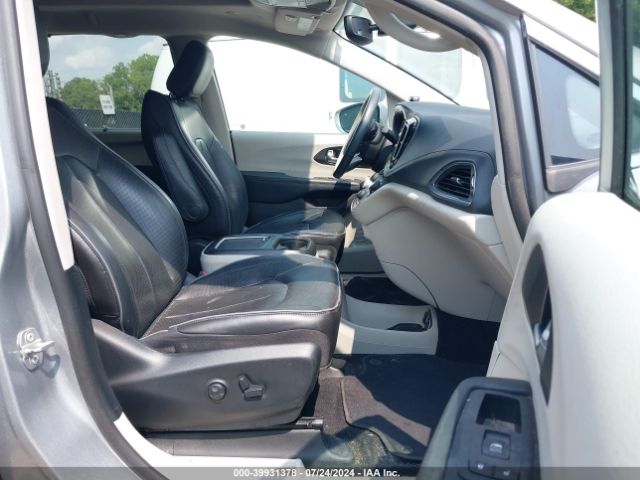 2C4RC1GG2LR125342 Chrysler Pacifica Limited
