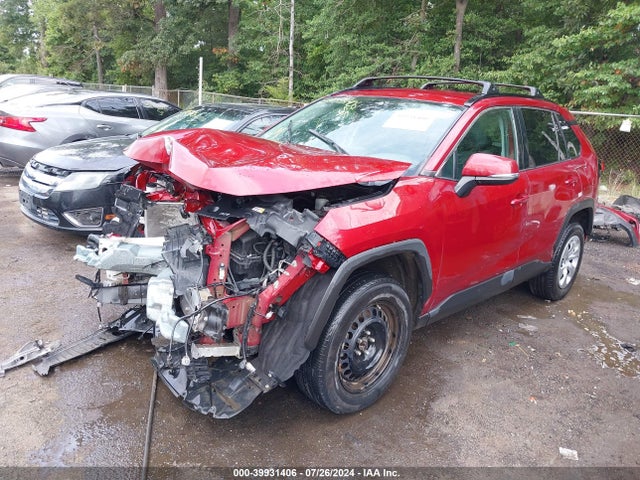 Toyota RAV4 LE 2019 2T3K1RFV7KC021876 Image 2