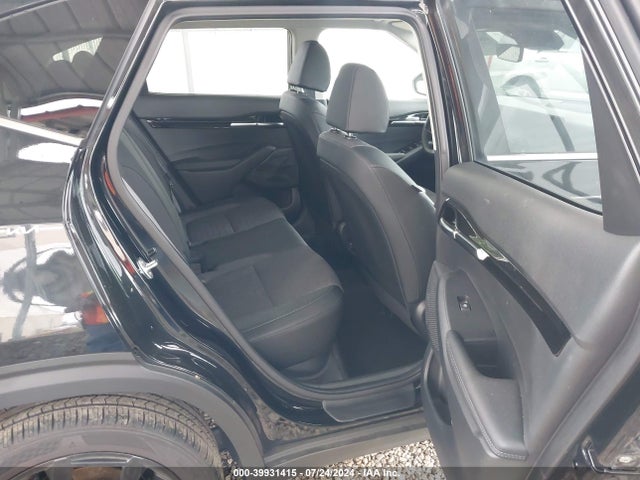 KIA Seltos X-line 2024 KNDEUCA78R7555502 Image 8