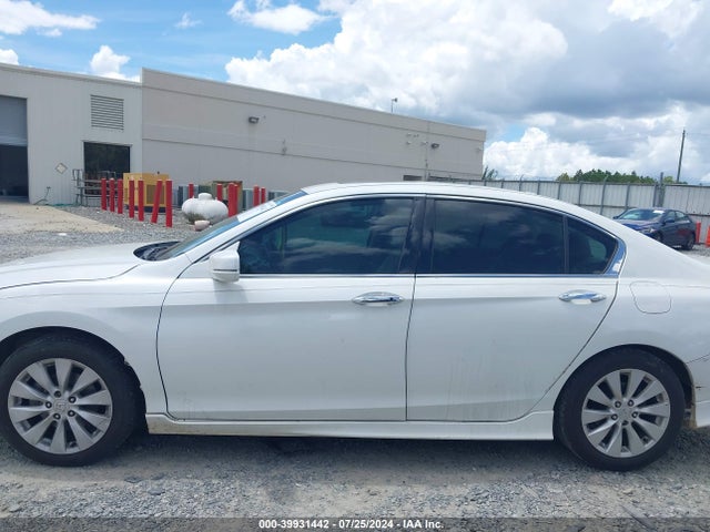 Honda Accord Touring 2014 1HGCR3F93EA013564 Image 14