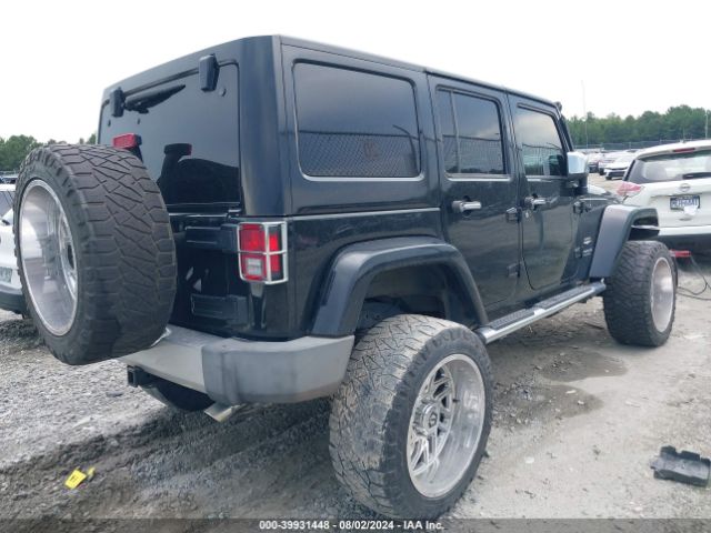 1C4BJWEG9FL578135 Jeep Wrangler Unlimited Sahara