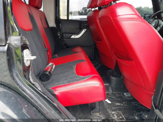 1C4BJWEG9FL578135 Jeep Wrangler Unlimited Sahara