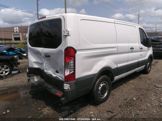 Ford Transit-150 2016 1FTYE1ZM2GKB25242 Image 4
