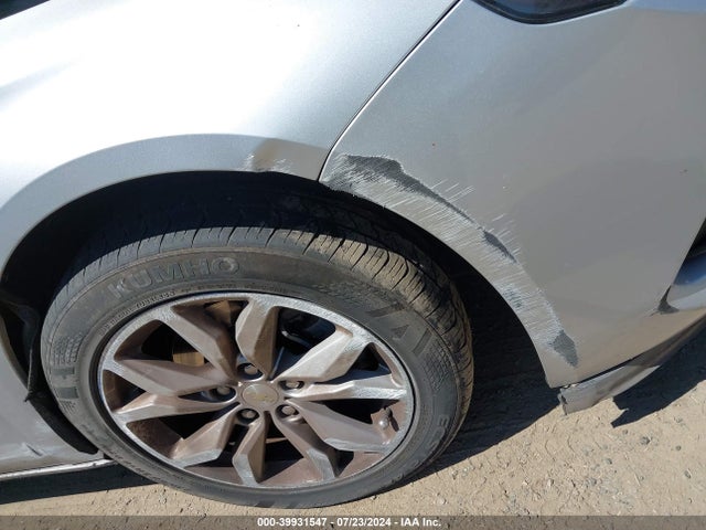 Chevrolet IMPALA LT 2019 2G11Z5S39K9120072 Image 17