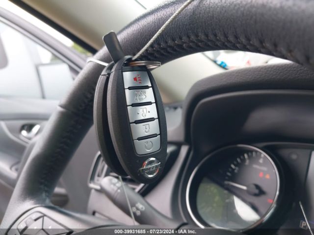 5N1AT2MT6LC713897 Nissan Rogue Sv Fwd