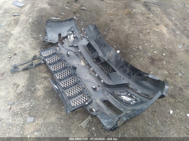 1C4RJFJG6JC200531 Jeep Grand Cherokee Summit 4x4