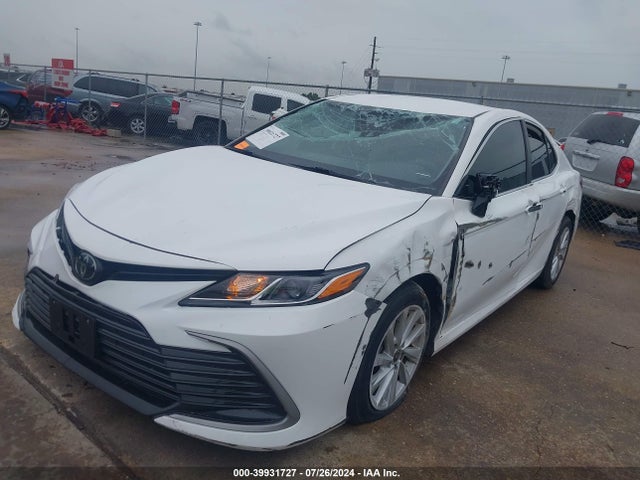 Toyota CAMRY LE 2023 4T1C11AK9PU757526 Image 2