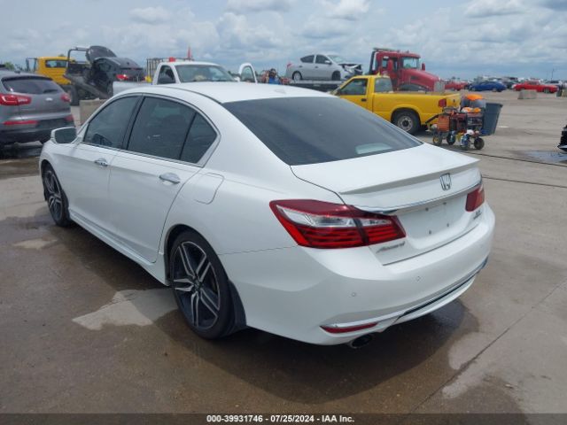 1HGCR3F95GA013309 Honda Accord Touring