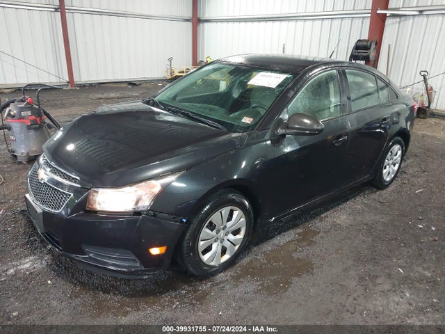 1G1PA5SHXE7476520 Chevrolet Cruze Ls Auto