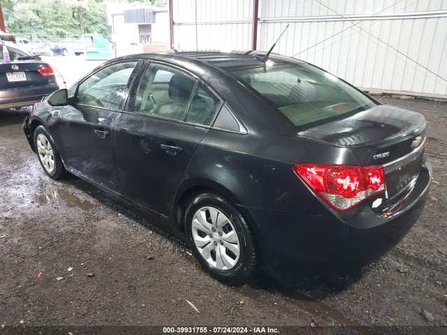 1G1PA5SHXE7476520 Chevrolet Cruze Ls Auto