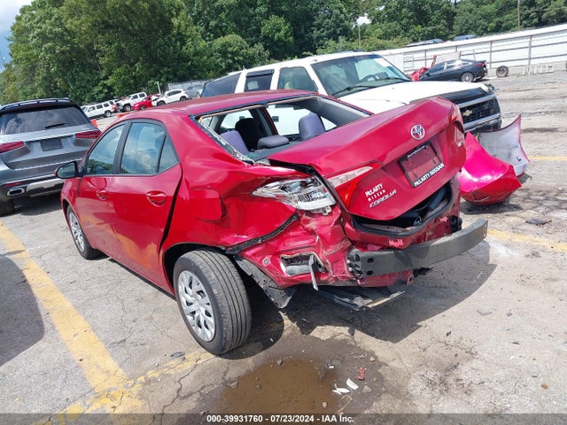 Toyota COROLLA LE 2018 5YFBURHE5JP851736 Image 3