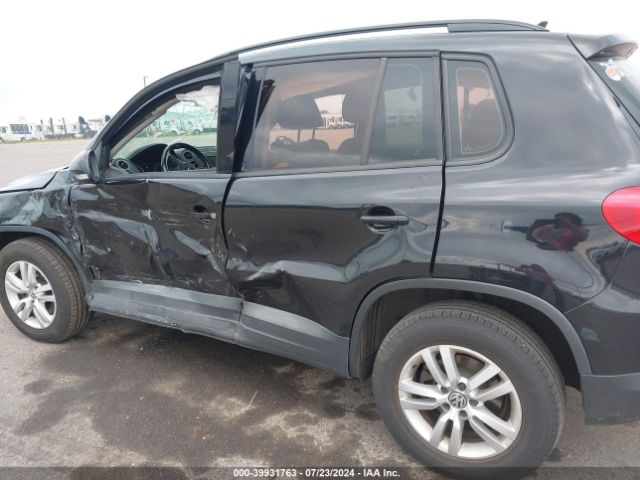 WVGBV7AX7FW602362 Volkswagen TIGUAN S