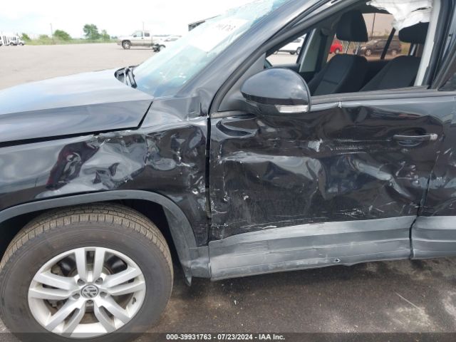 WVGBV7AX7FW602362 Volkswagen TIGUAN S