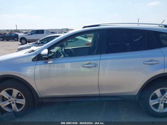 Toyota Rav4 Xle 2014 JTMRFREV1ED057693 Image 14