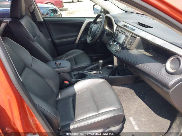JTMDFREV3FJ037037 Toyota Rav4 Limited