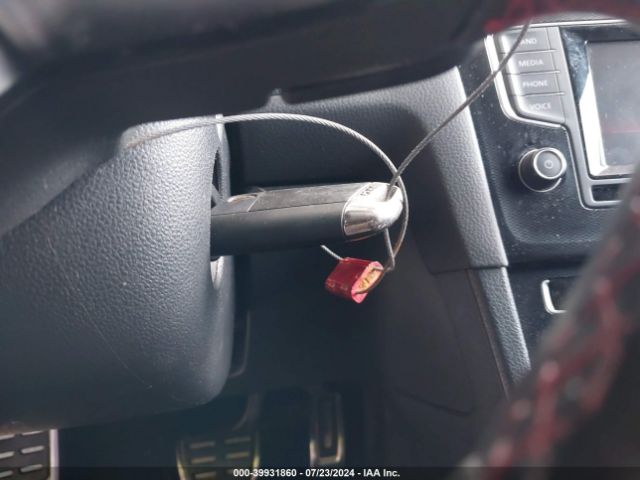 3VW4T7AU5FM017415 Volkswagen Golf Gti 2.0t S 4-door