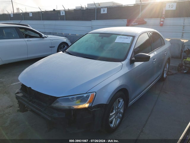 3VW2K7AJ7FM212285 Volkswagen Jetta 2.0l S