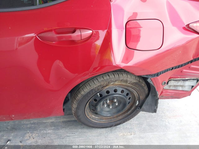 Toyota COROLLA LE 2015 2T1BURHEXFC434717 Image 15