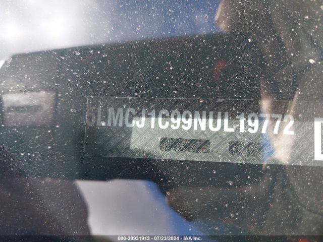 5LMCJ1C99NUL19772 Lincoln Corsair Standard