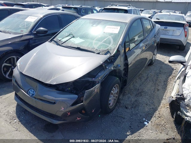 Toyota Prius Two Eco 2017 JTDKARFU3H3536164 Image 2