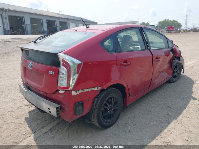 Toyota Prius Two 2014 JTDKN3DU4E0357746 Image 4