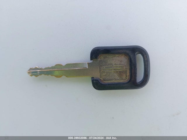 39932086 :رقم المزاد ، 1LNLM91V9RY641464 vin ، 1994 Lincoln Mark Viii مزاد بيع