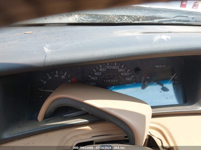 39932086 :رقم المزاد ، 1LNLM91V9RY641464 vin ، 1994 Lincoln Mark Viii مزاد بيع
