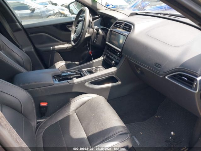 SADCL2GX8KA397543 Jaguar F-pace 25t R-sport/30t R-sport